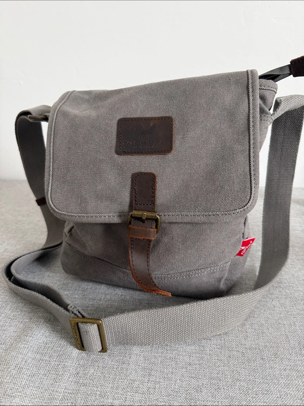 Casual Gray Canvas Messenger Bag with Leather Trim